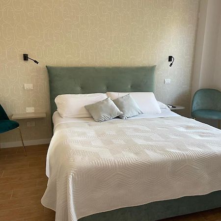 Giga Mare Apartments Соренто Екстериор снимка