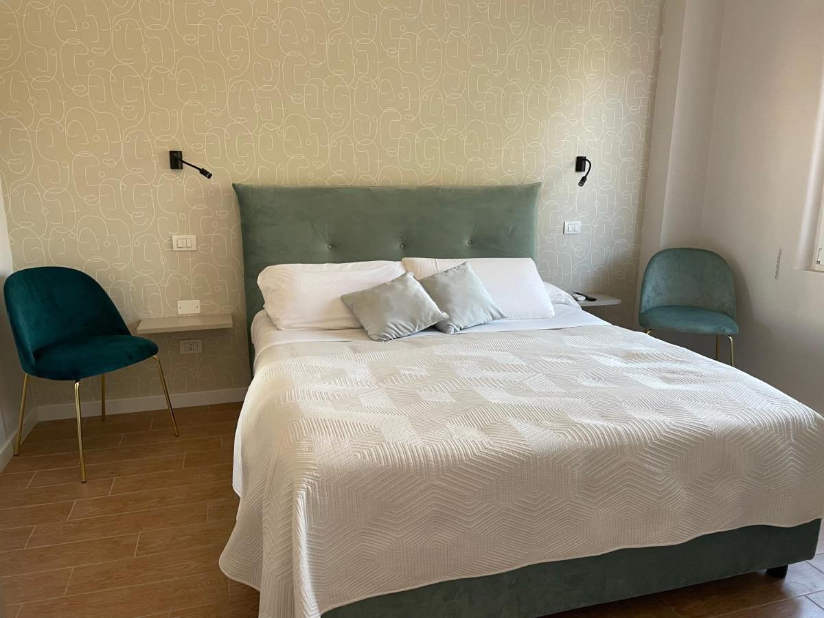 Giga Mare Apartments Соренто Екстериор снимка